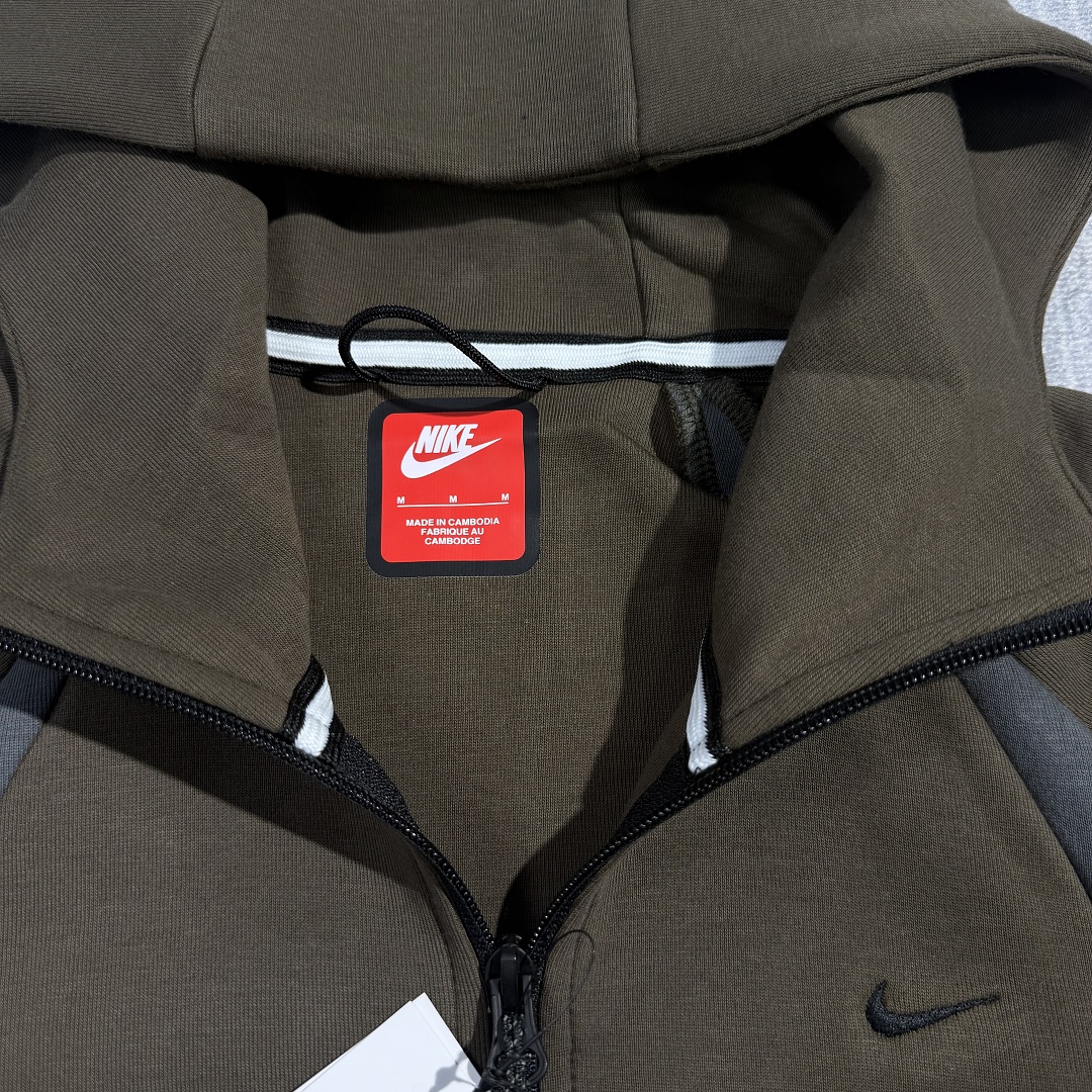 Nike Brown Nk New Tech Fleece - Image 8