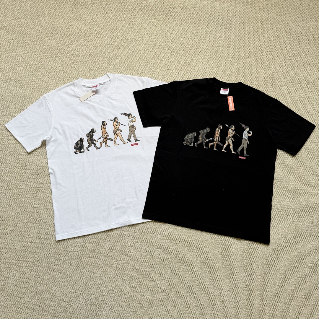 Supreme Tee