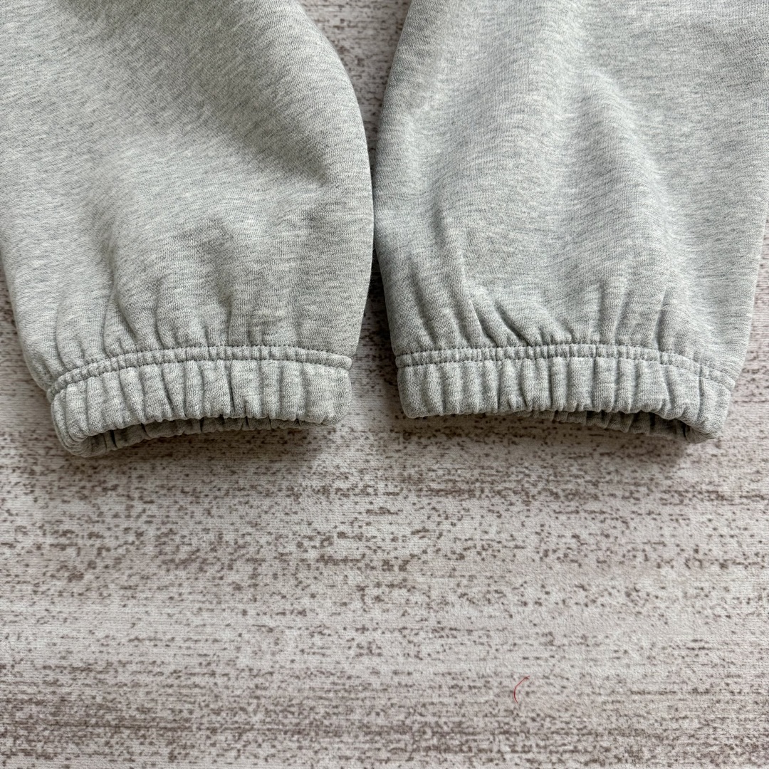 Supreme Satin Applique Tracksuit - Image 33