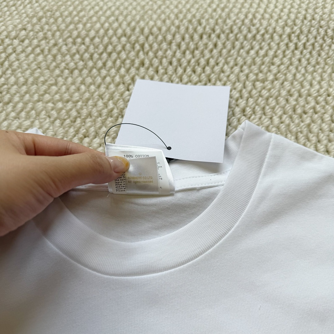 Comme des Garcons Tee - Image 8
