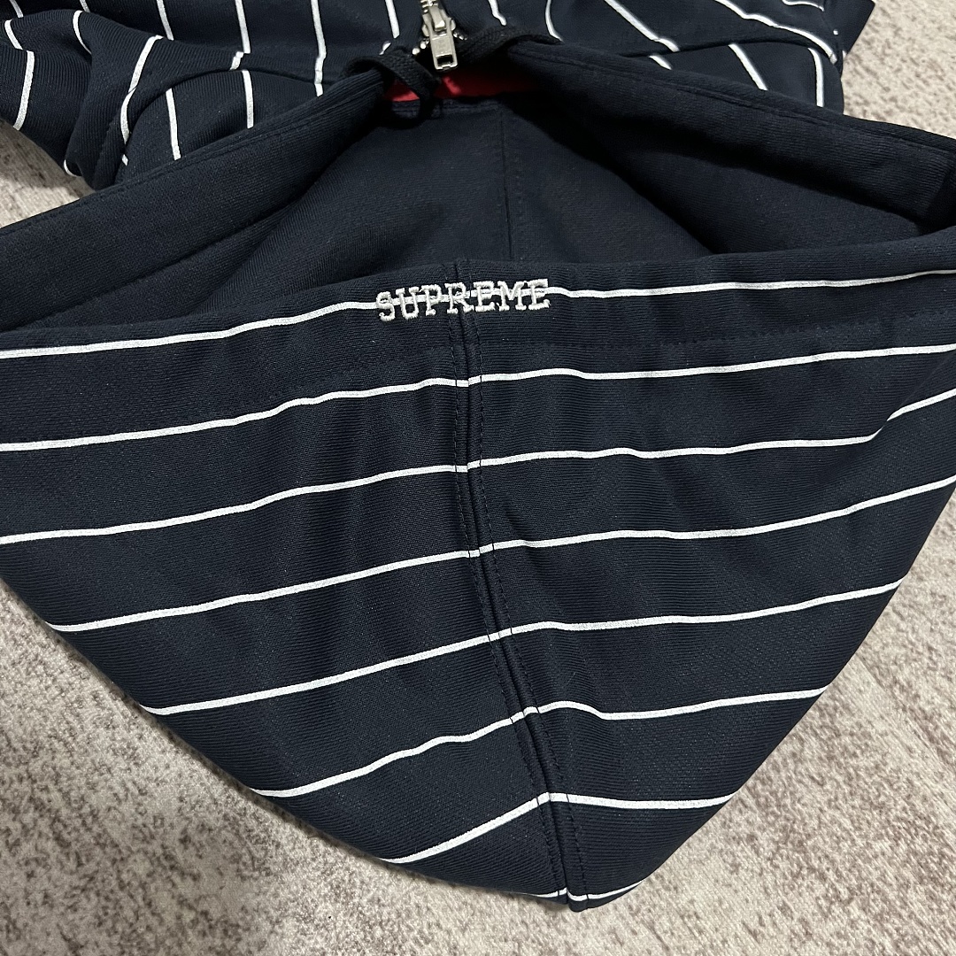 Supreme White Line Hoodie - Image 12