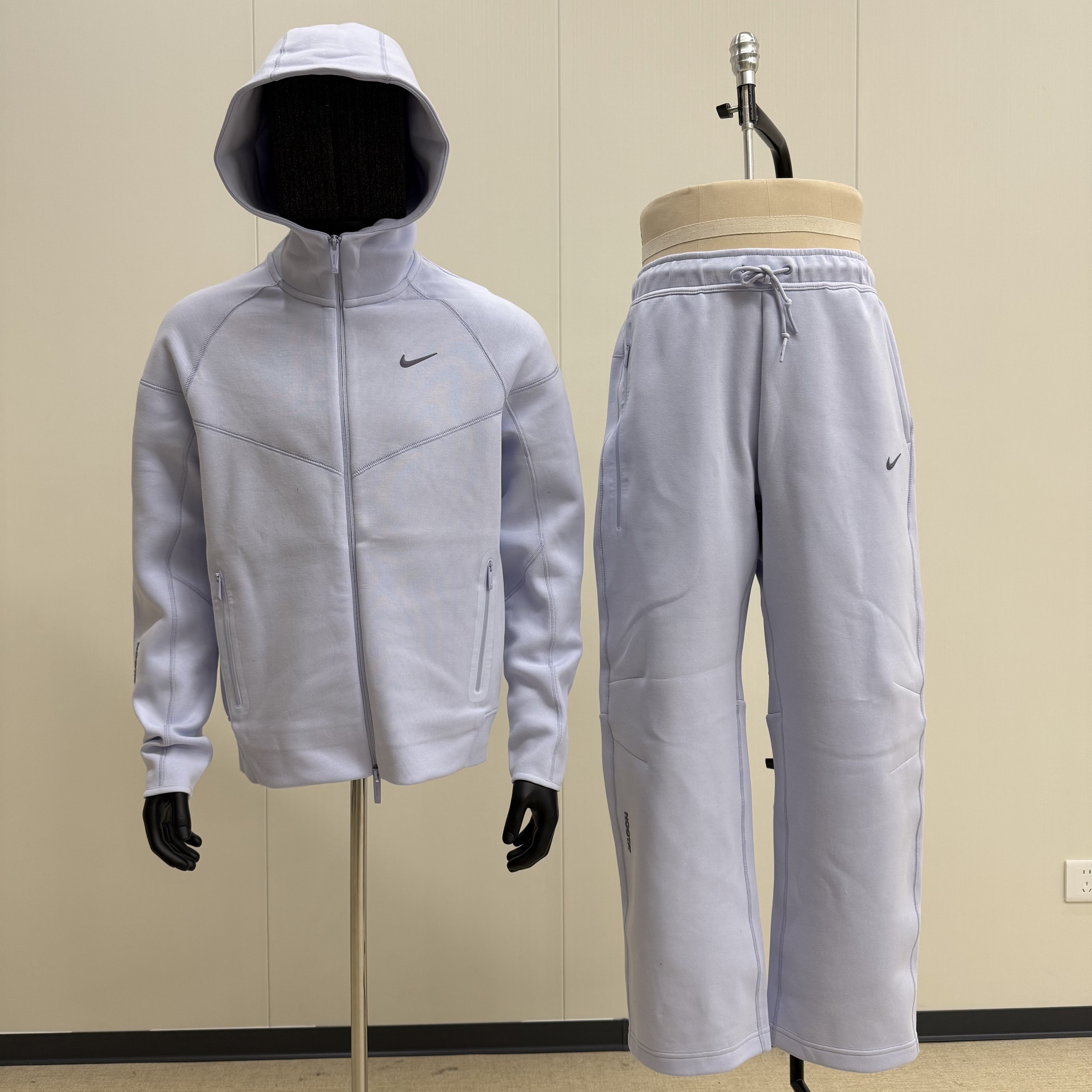 Nike Tech Fleece Tracksuit - Image 35