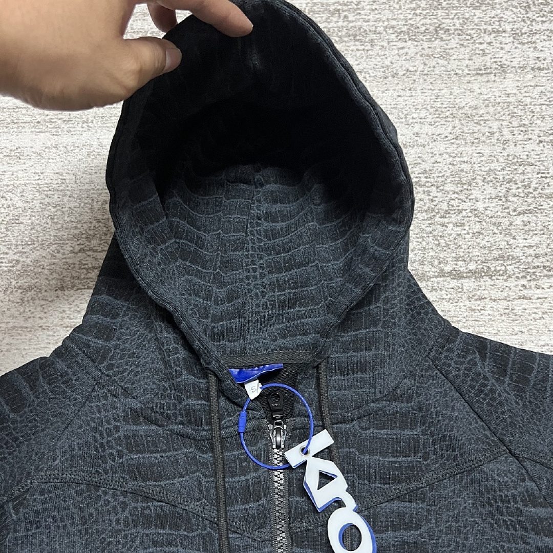 Kroen Croclock Hoodie (Black) - Image 32