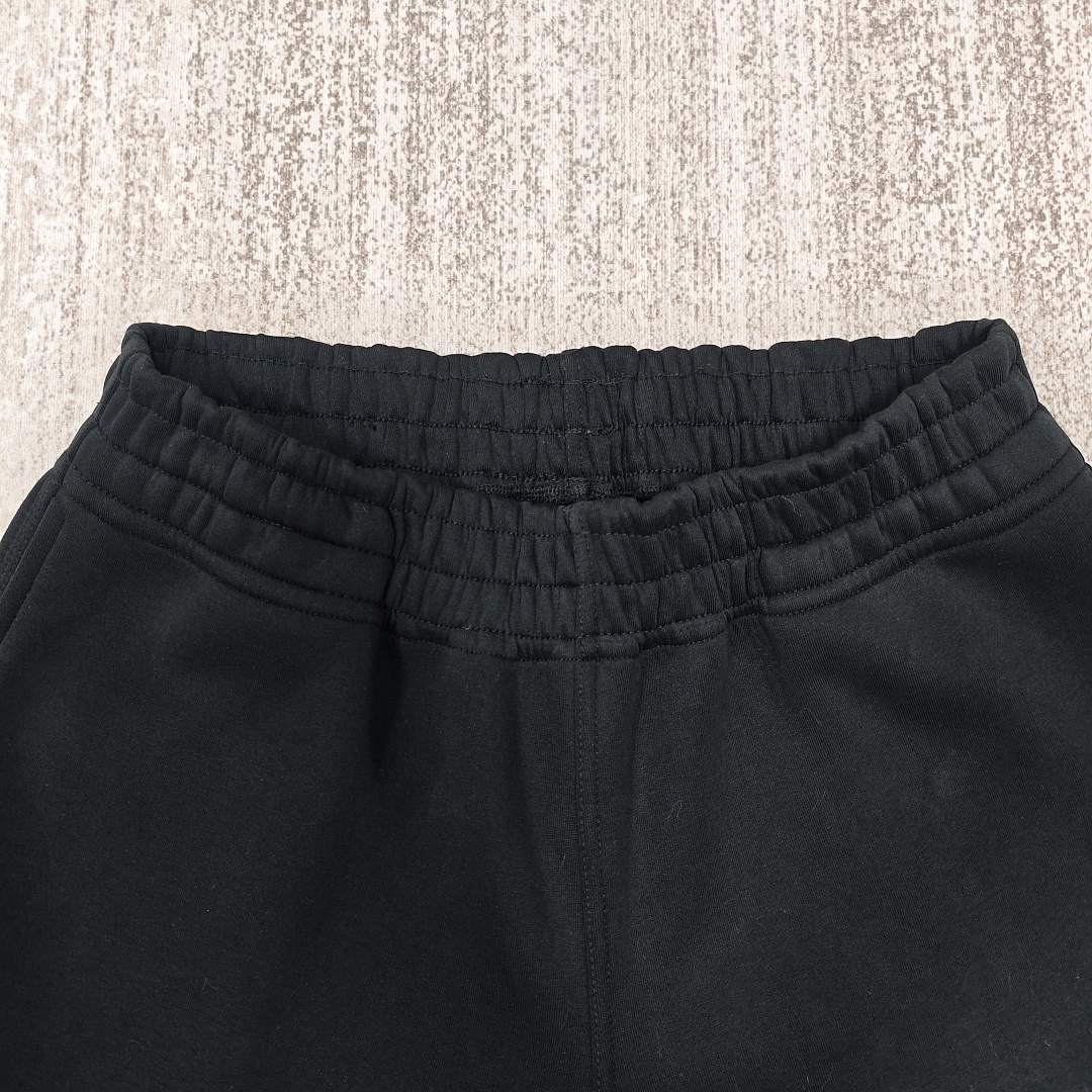 Episodes Shorts - Image 9