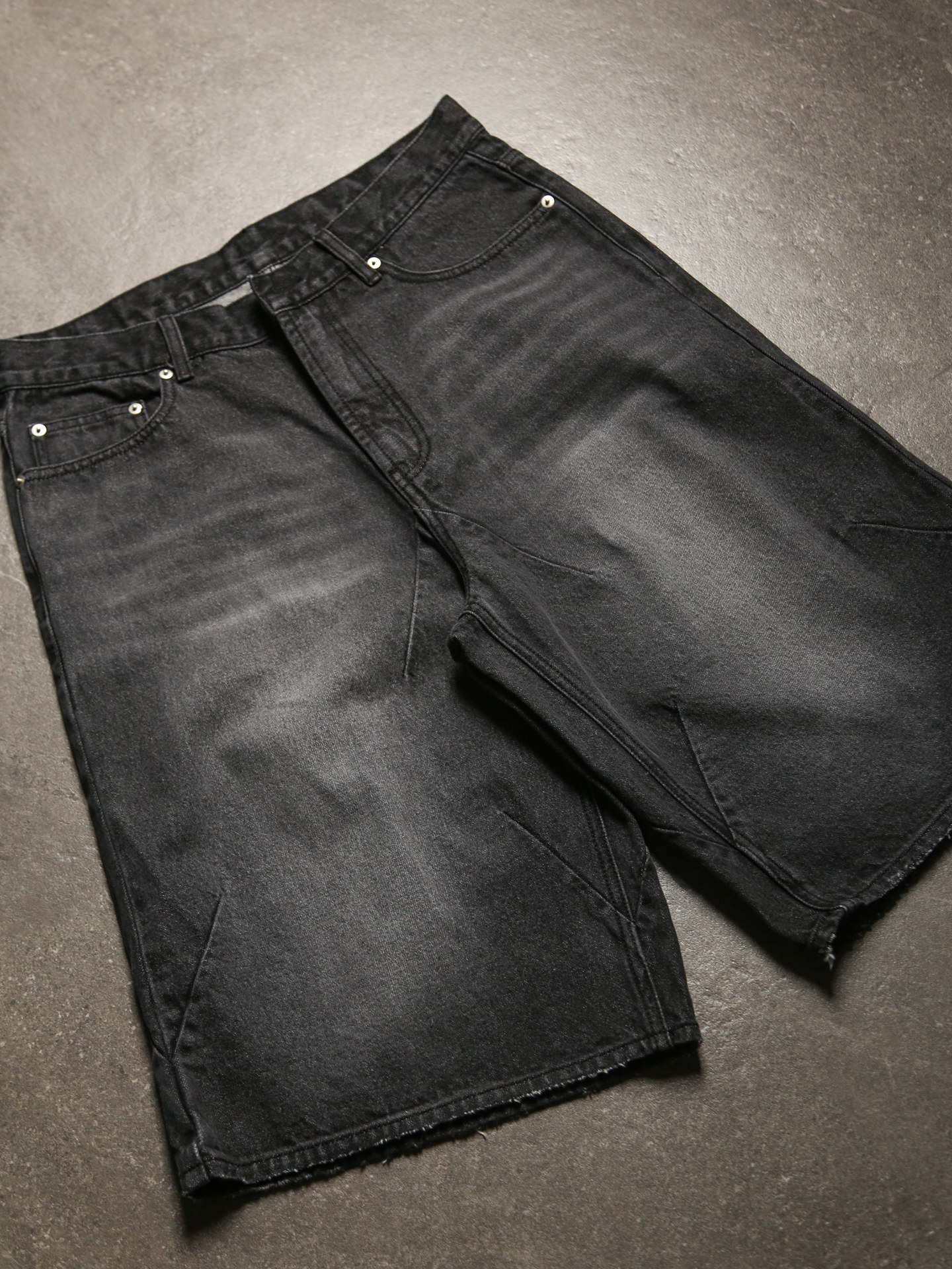 Mobius Obsidian Baggy Jorts - Image 10
