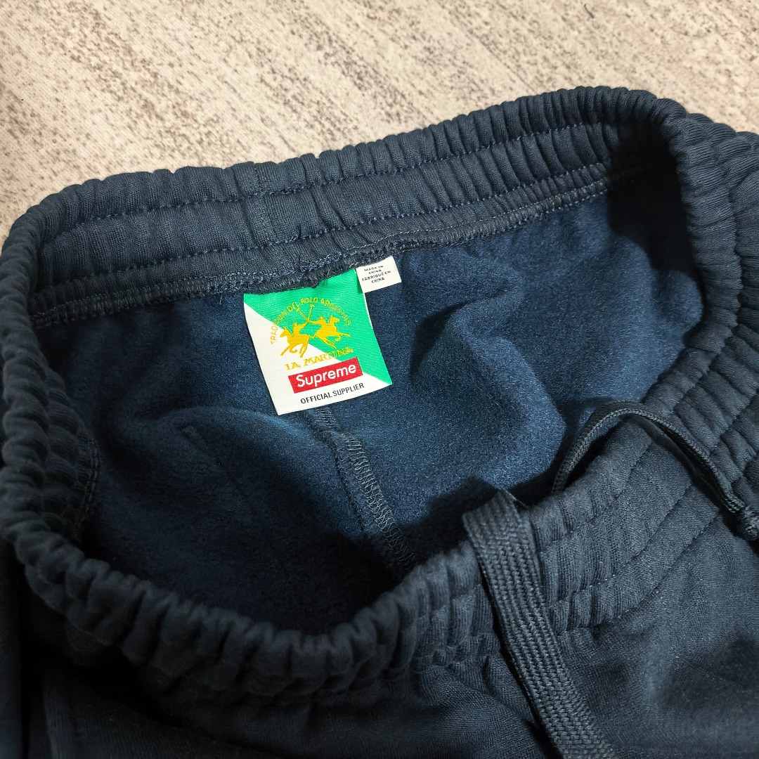 Supreme hoodie - Image 33