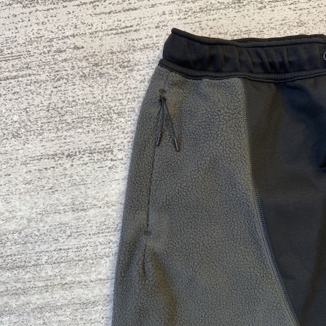 Nike Tech Boreas Tracksuit (Black Color) - Image 19