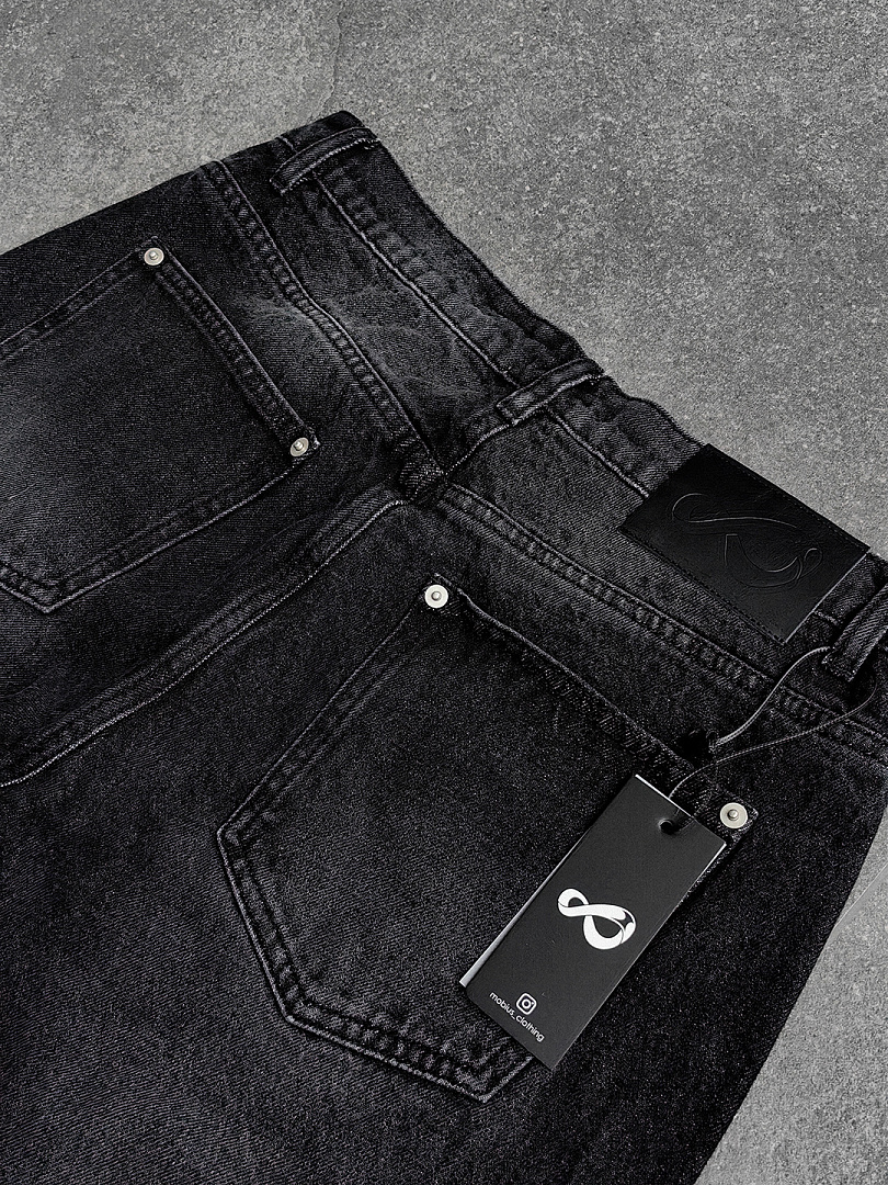 Mobius Obsidian Baggy Jeans - Image 5