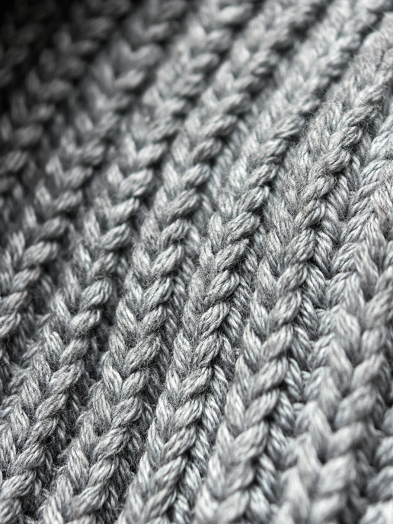 Mobius Liquid Silver Knit - Image 2