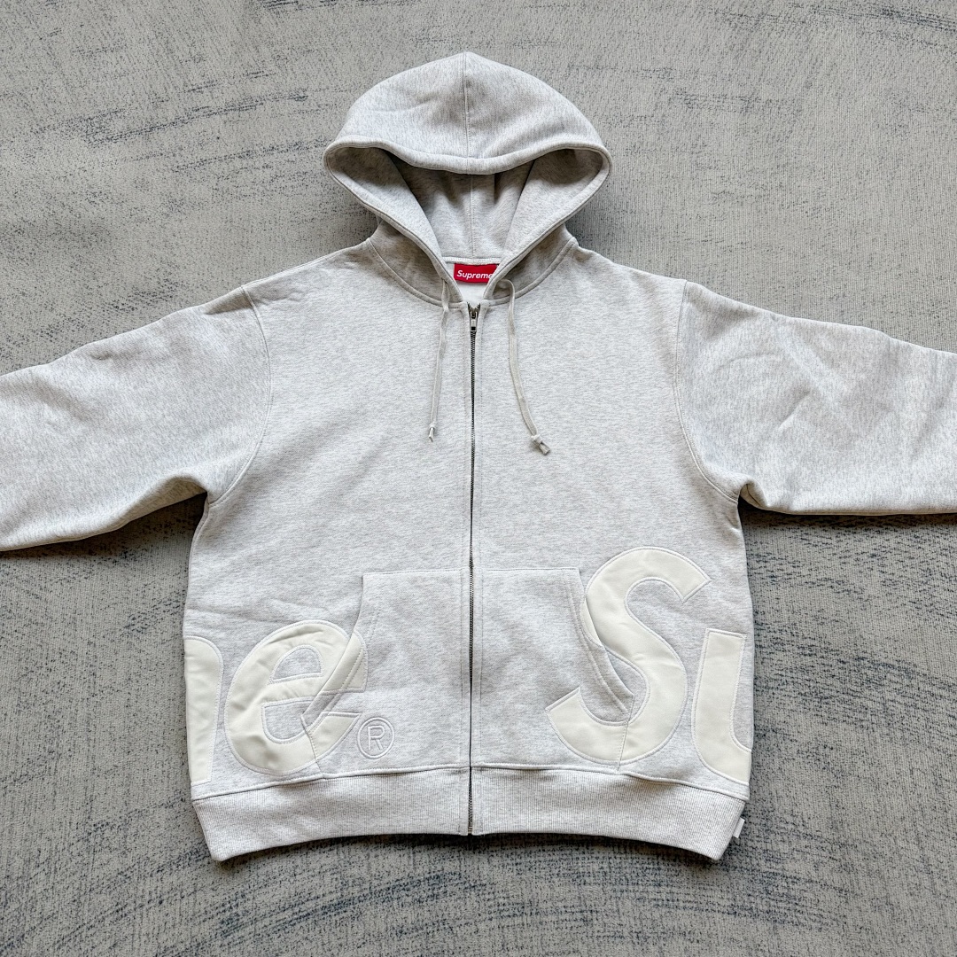 Supreme Big Logo Hoodie - Image 4