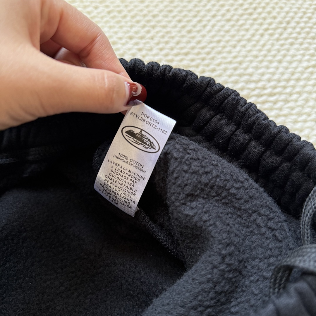 Corteiz logo tracksuit Black color - Image 16