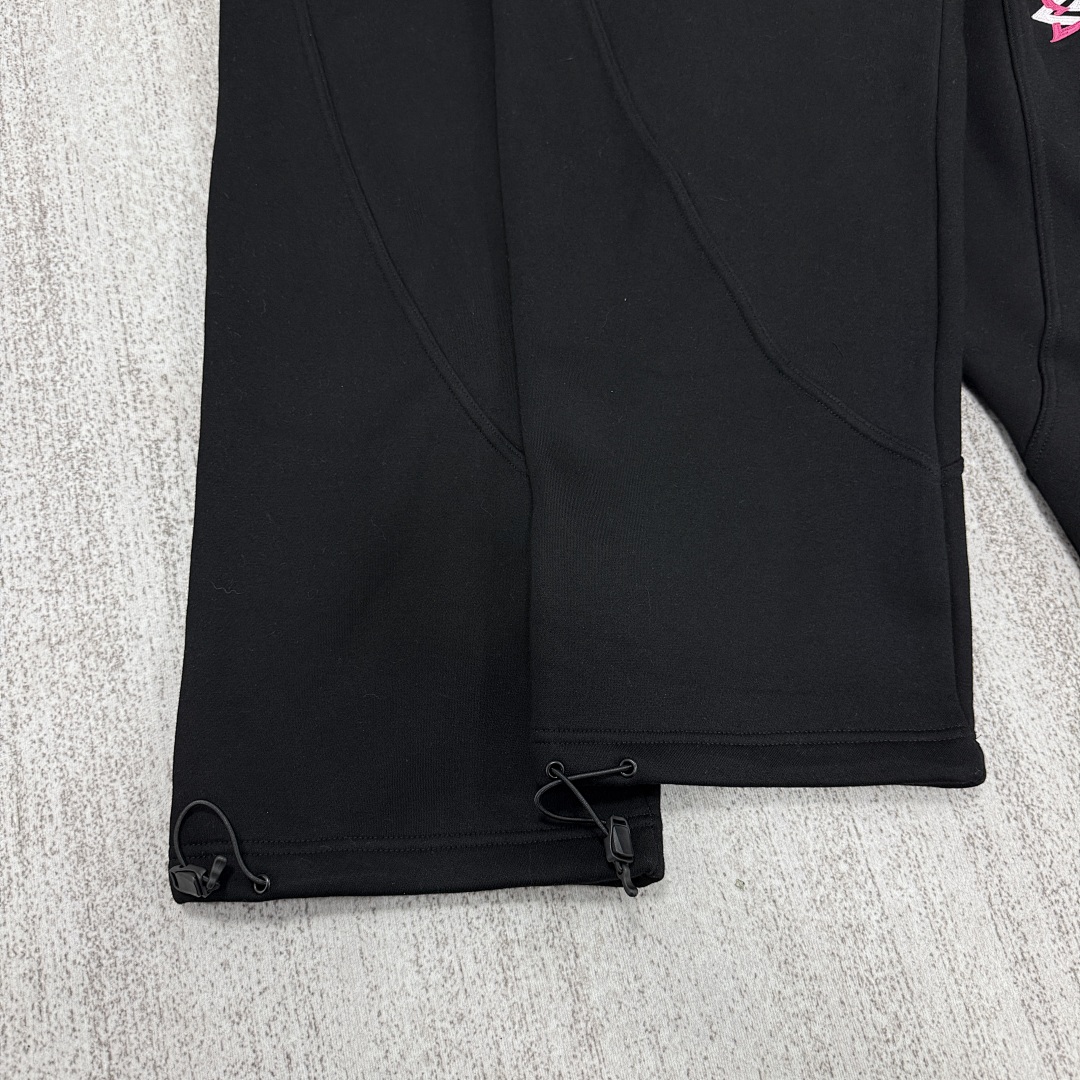 Mertra X Umbro Pink Double Hood Hoodie - Image 44