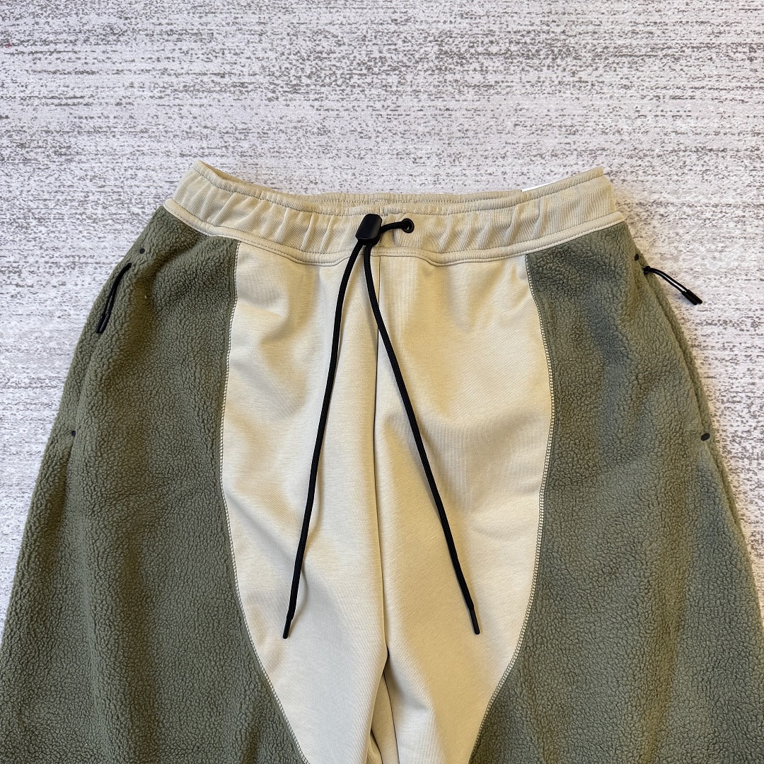 Nike Tech Boreas Tracksuit (Desert Color) - Image 22