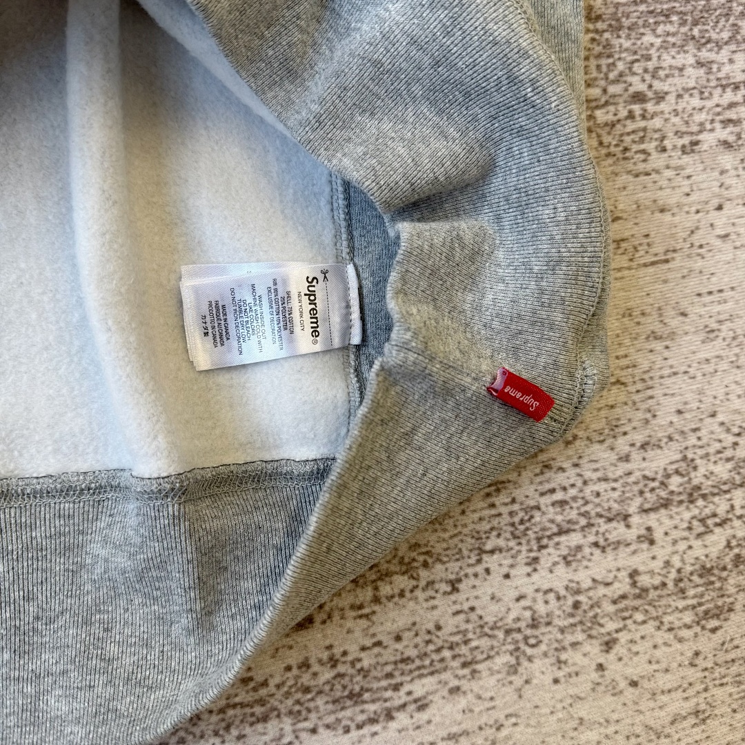 Supreme Striped Crew Neck Sweatshirt - Image 8