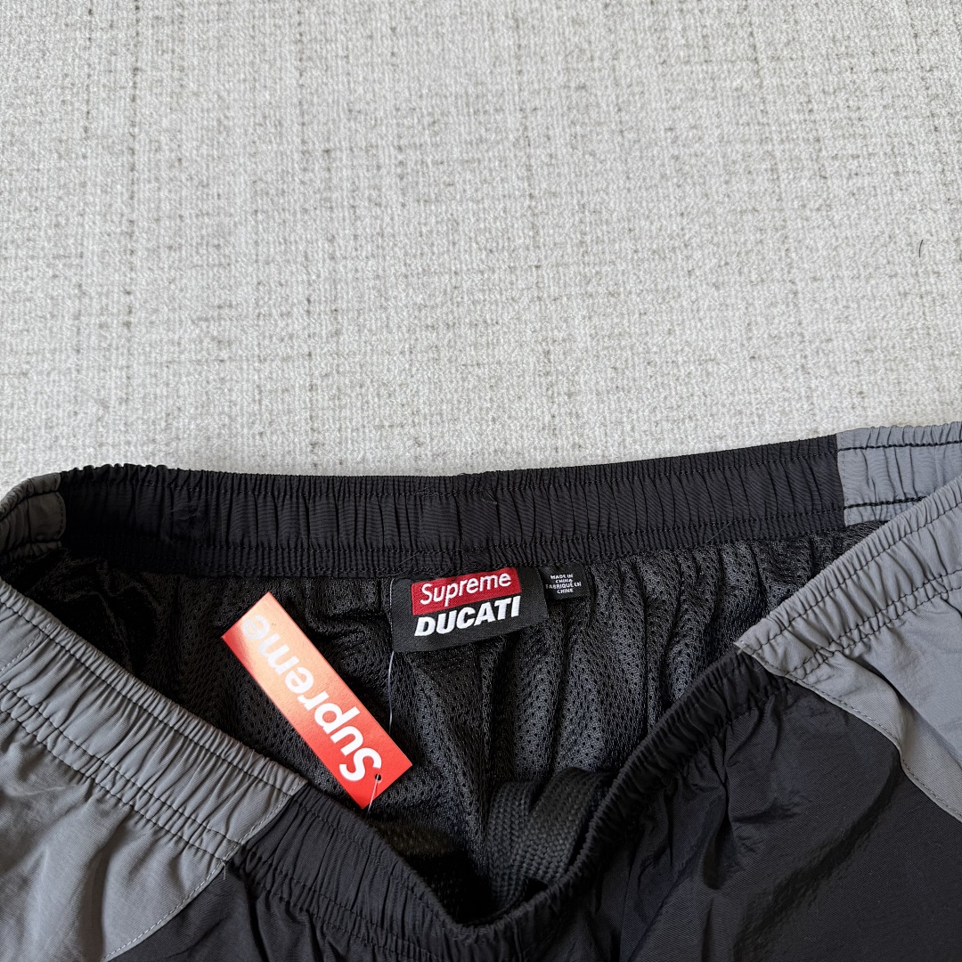 Supreme Ducati Tracksuit - Image 21