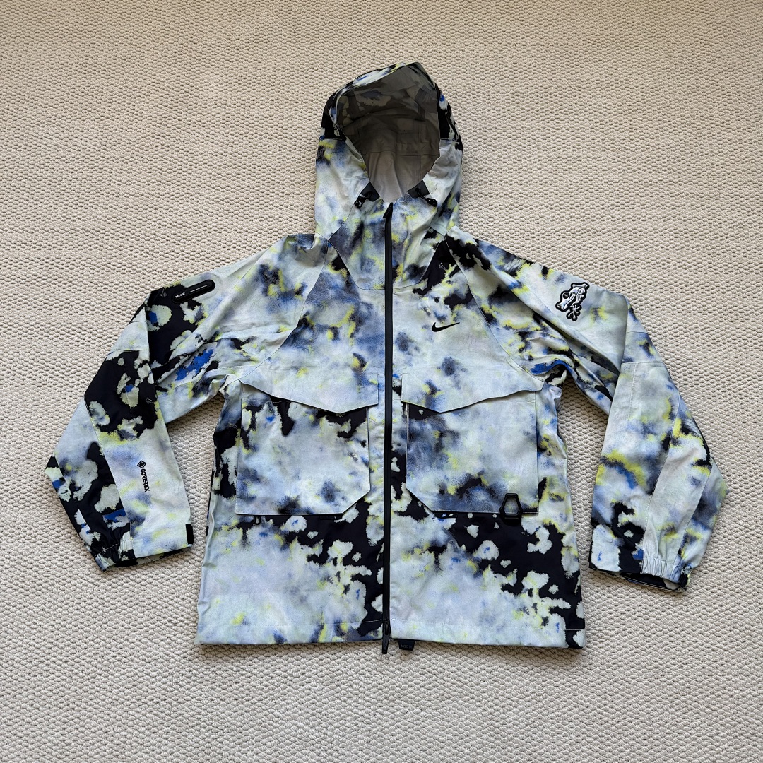 Nike jacket