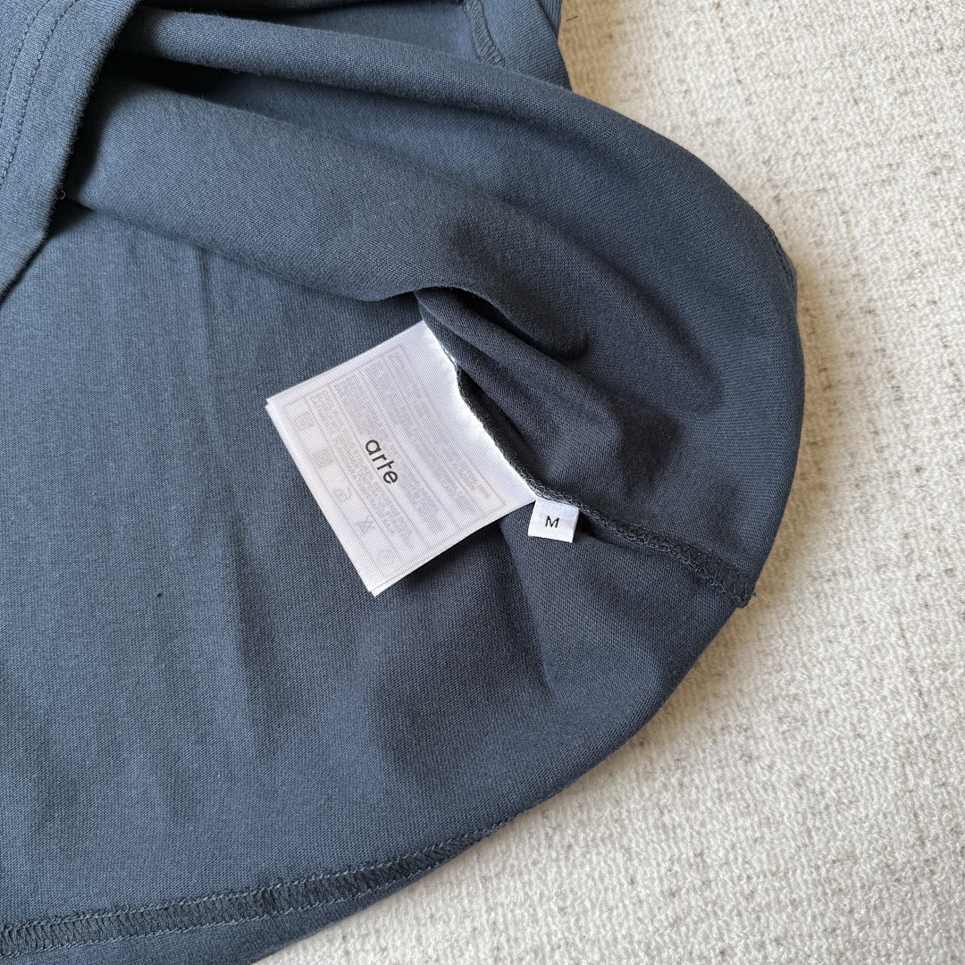 Arte Antwerp flower Tee - Image 7