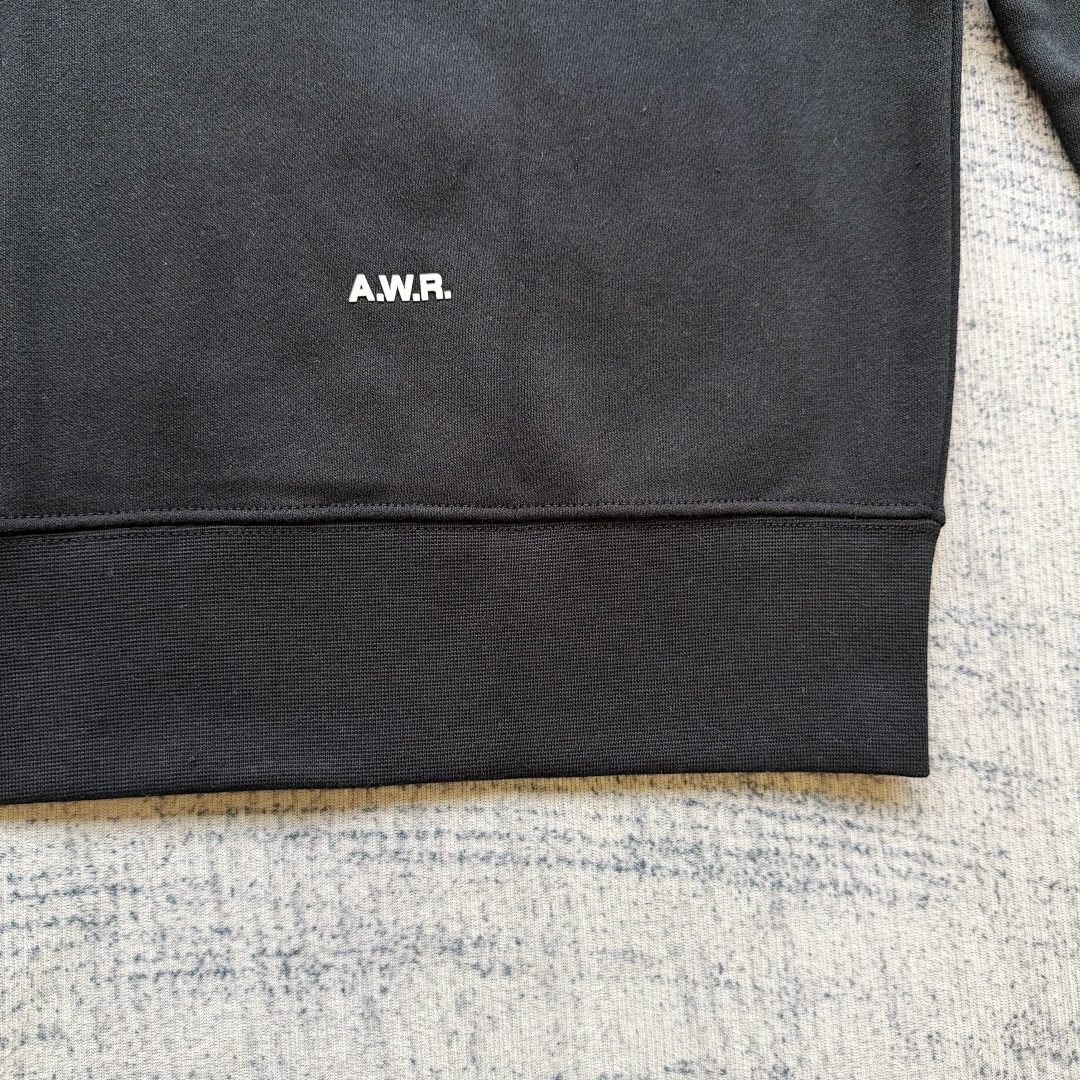 Nike Crew Neck Sweatshirt - Image 11