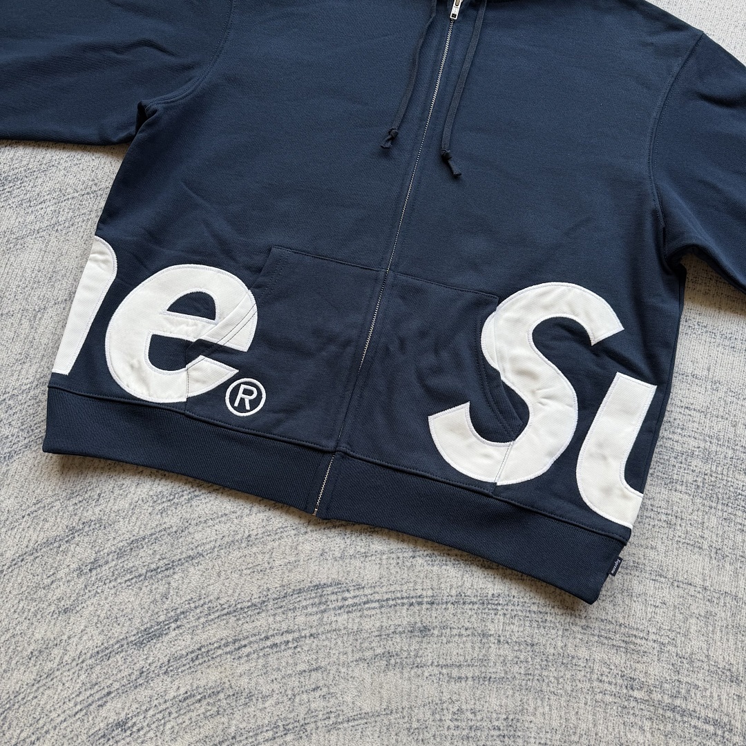 Supreme Big Logo Hoodie - Image 4