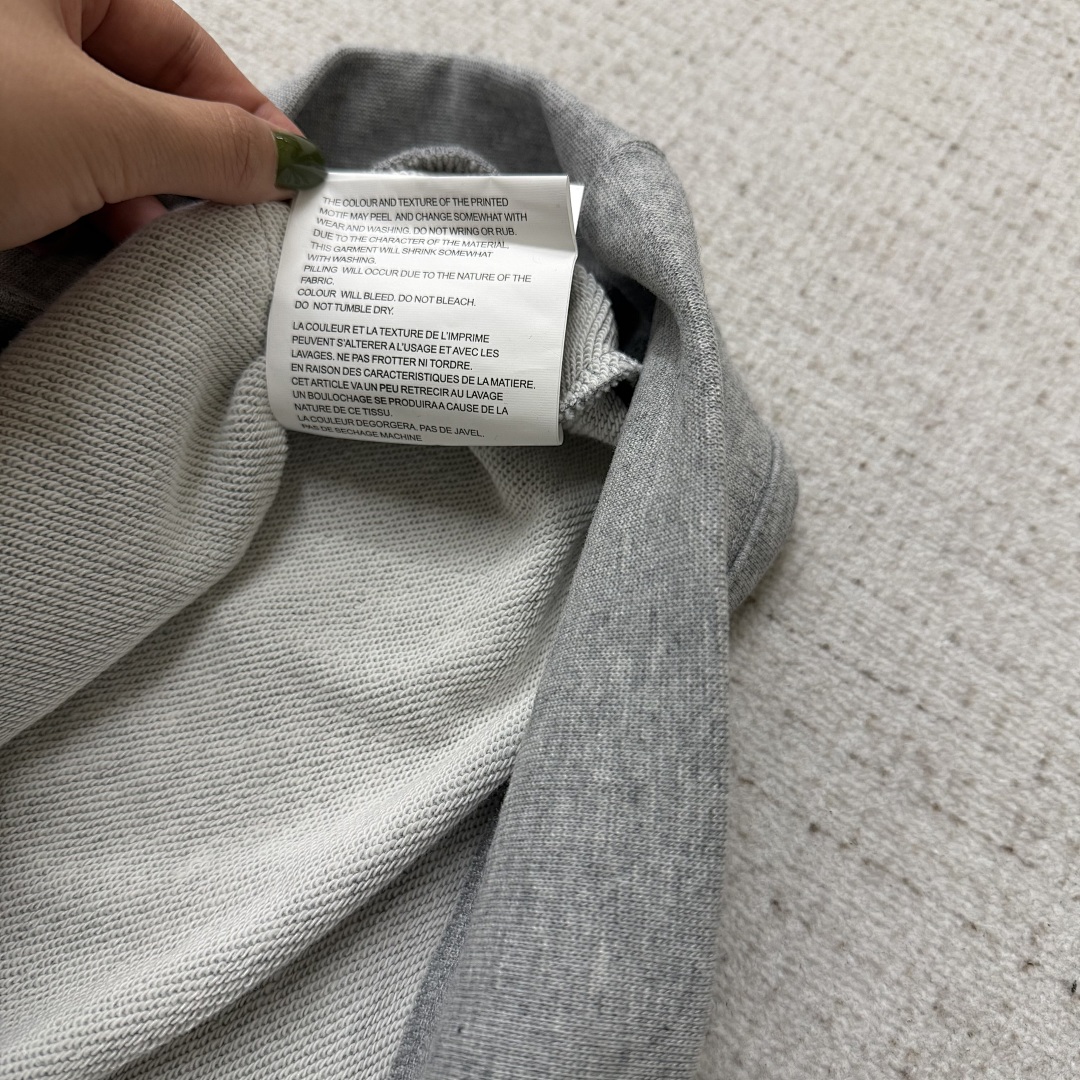 Comme des Garcons Hoodie - Image 11