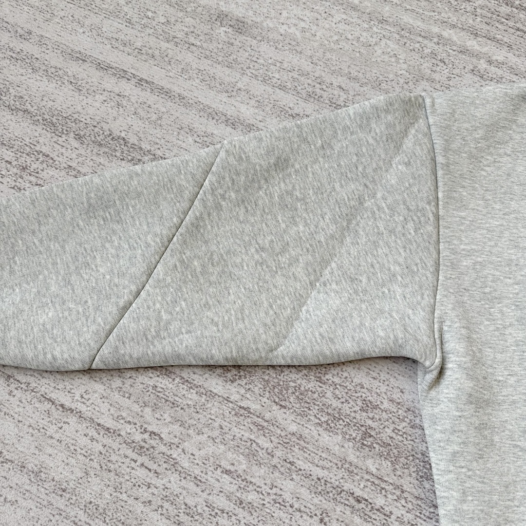 Saint Alexander tracksuit (hood) - Image 6