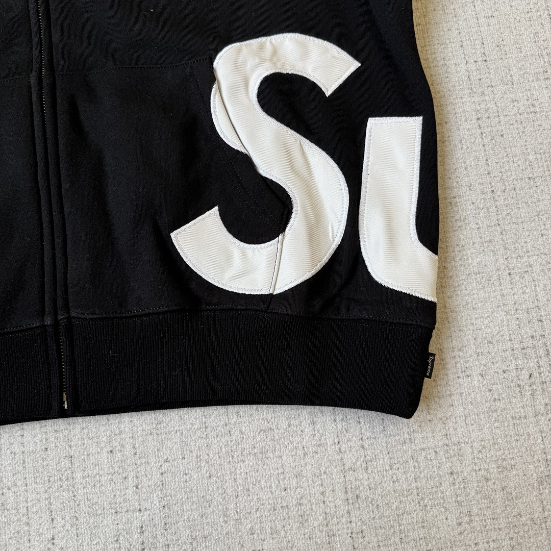 Supreme Big Logo Hoodie - Image 20