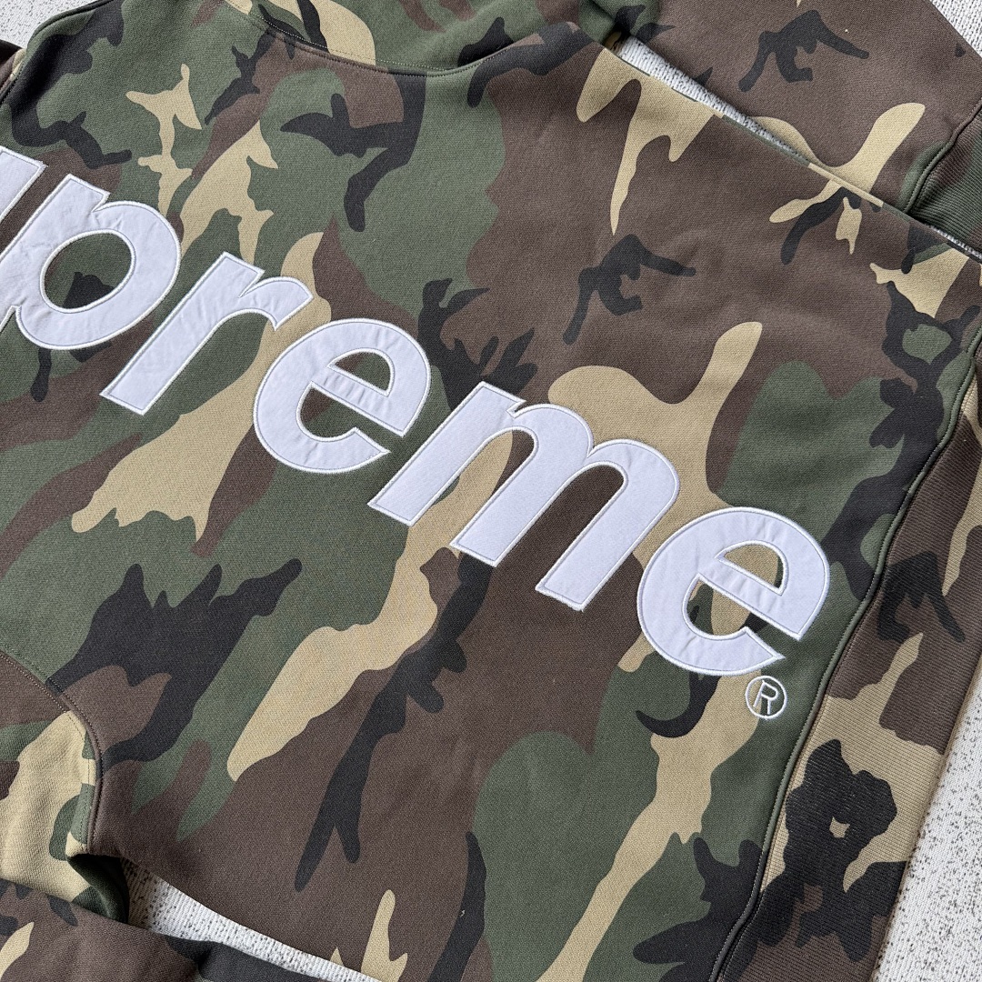 Supreme Satin Applique Tracksuit - Image 8