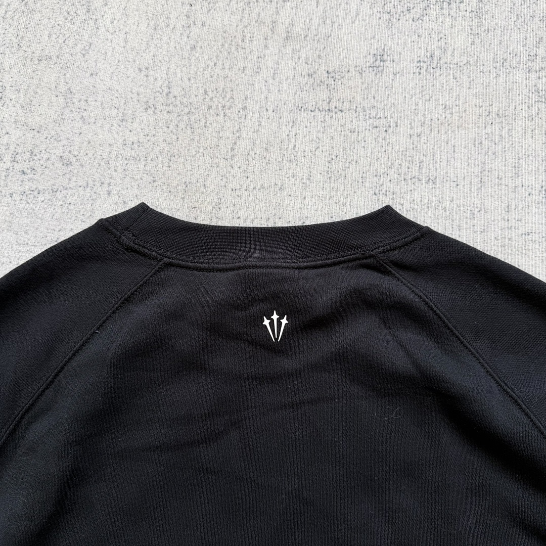 Nike Crew Neck Sweatshirt - Image 10