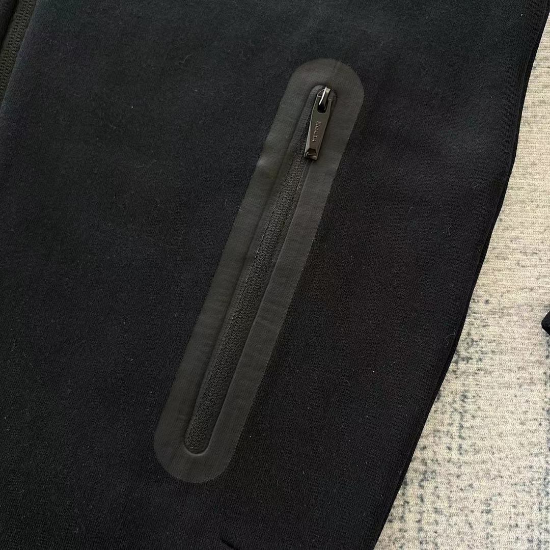 Nike Tech Fleece Tracksuit (Black) - Image 33