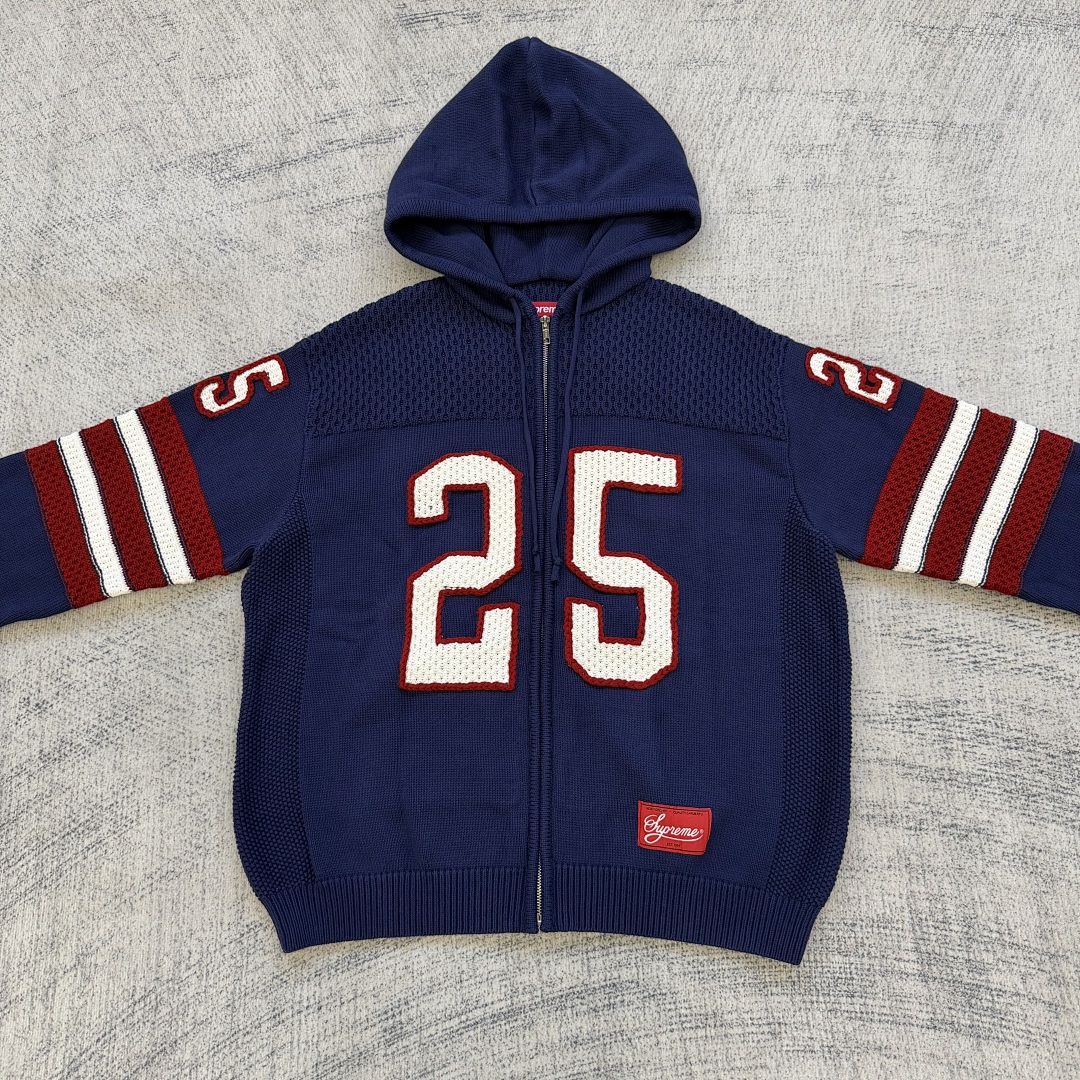 Supreme sweater - Image 35