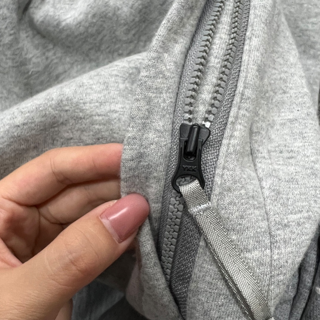 Nike baggy sweatpants - Image 5