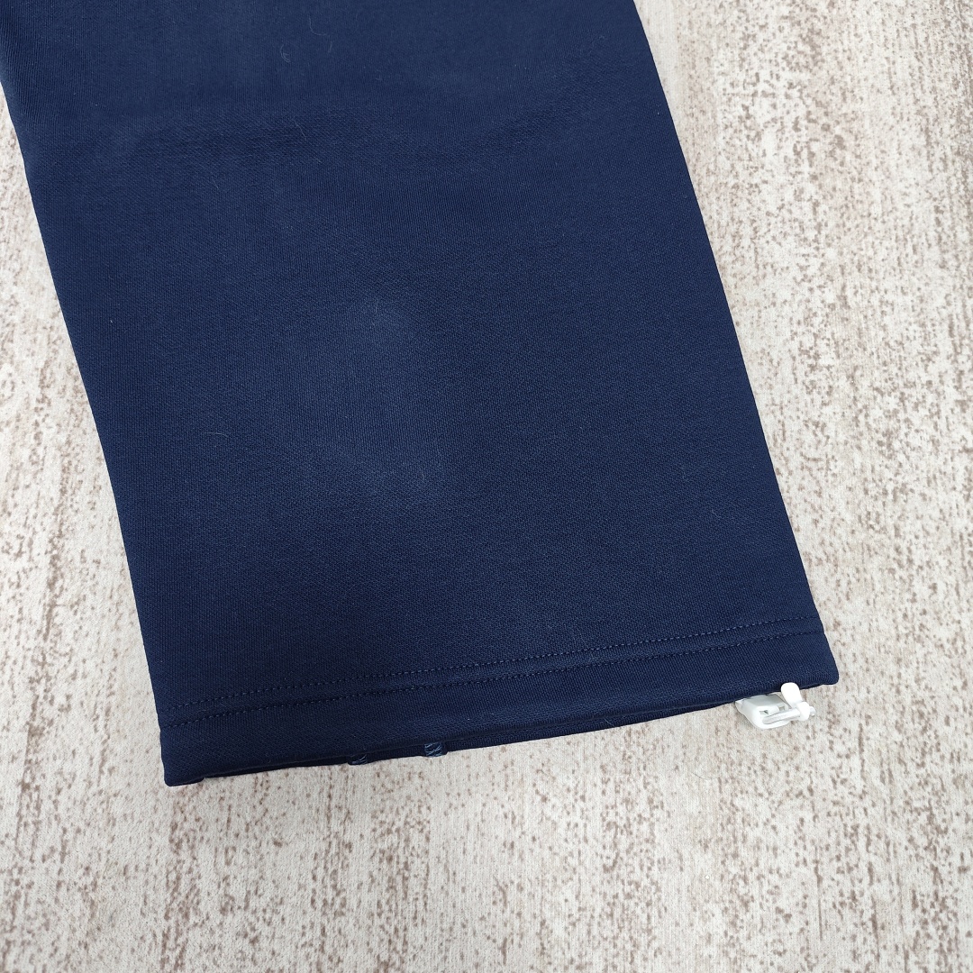 Mertra Pant Tracksuit - Image 7