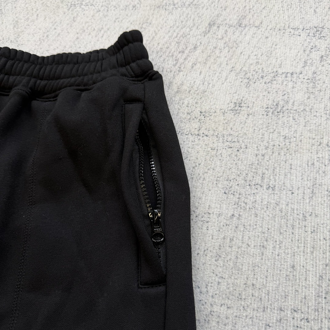Corteiz Tracksuit - Image 36