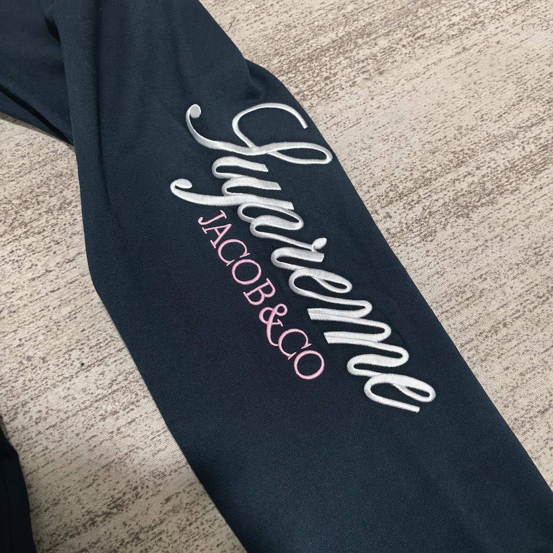 Supreme hoodie - Image 37