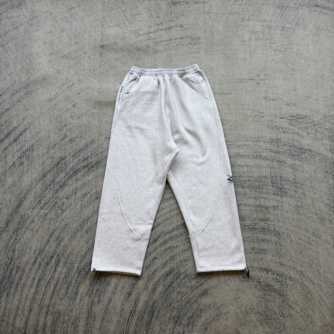 Mertra Warm Up Tracksuit (Grey) - Image 21