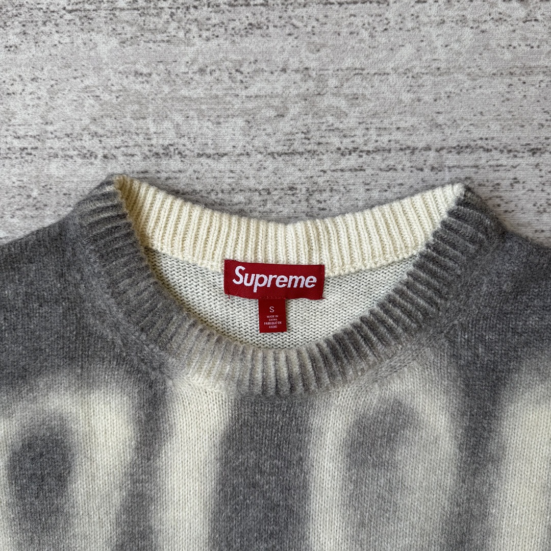 Supreme BLURRED LOGO - Image 7