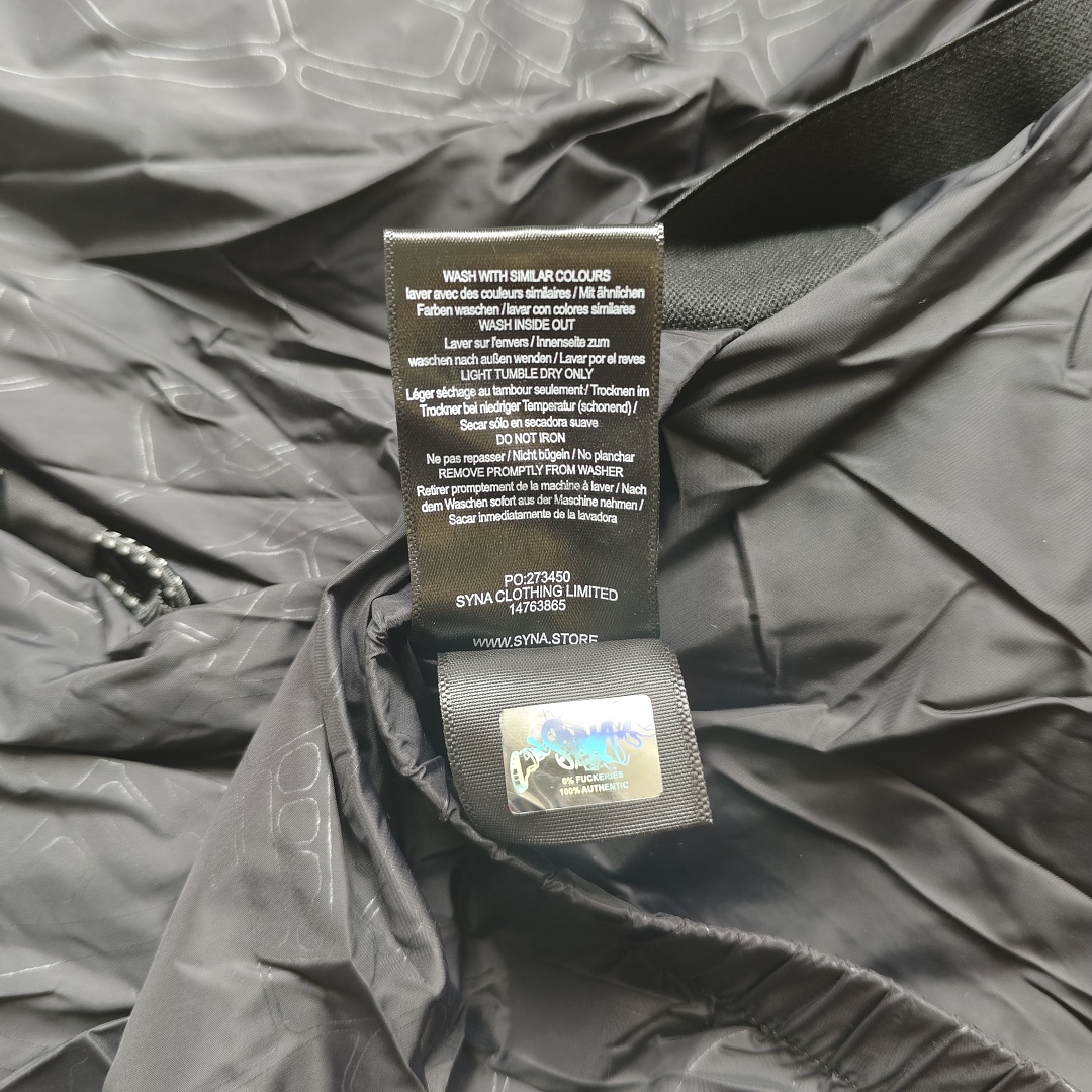 Syna World jacket - Image 8