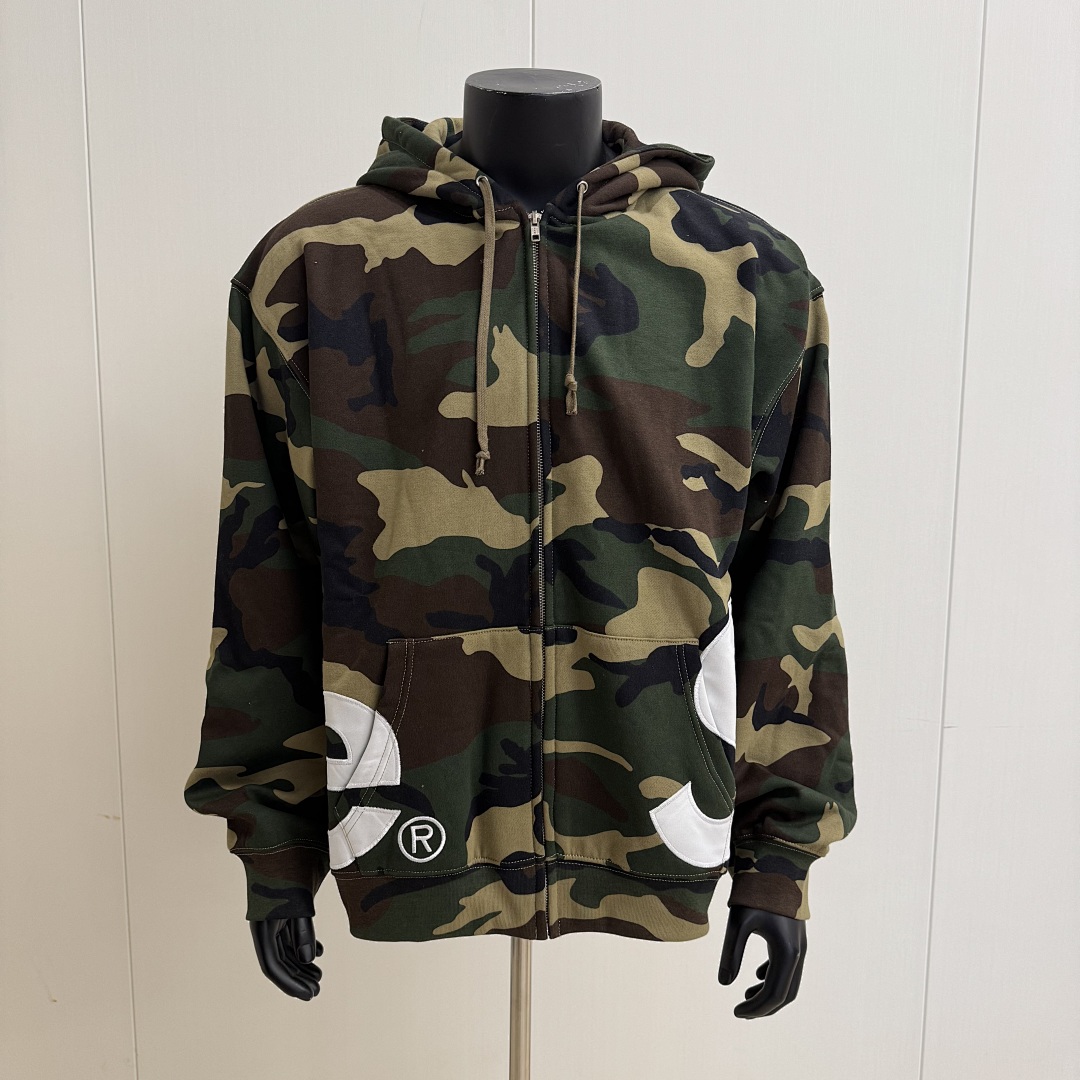 Supreme Big Logo Hoodie - Image 6