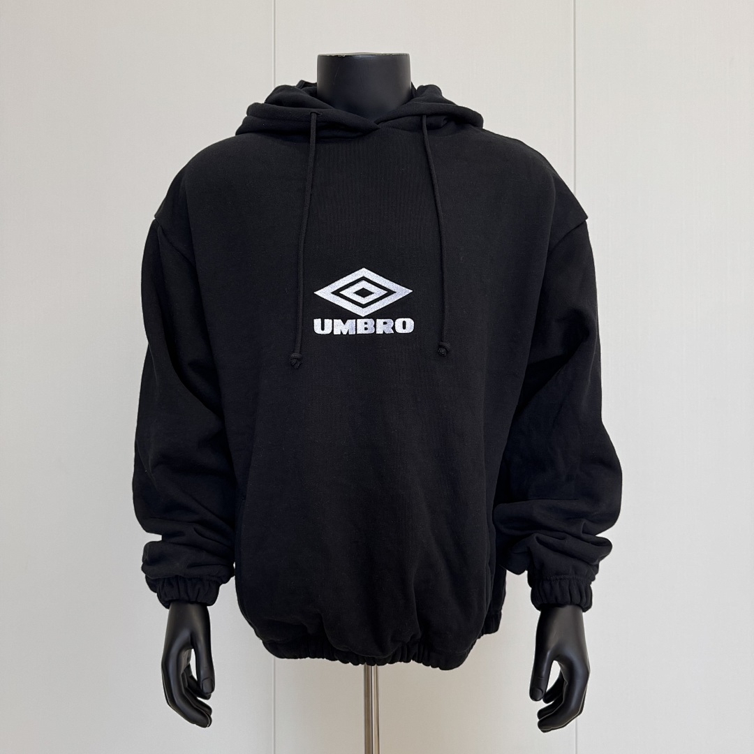 Umbro Mask Hoodie - Image 3