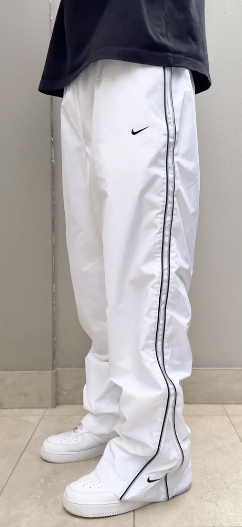 Nike Baggy Track Pant Retro - Image 12
