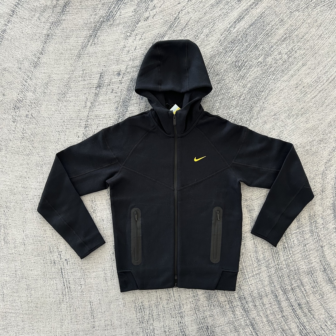 Nike Tech Fleece Tracksuit (Black)