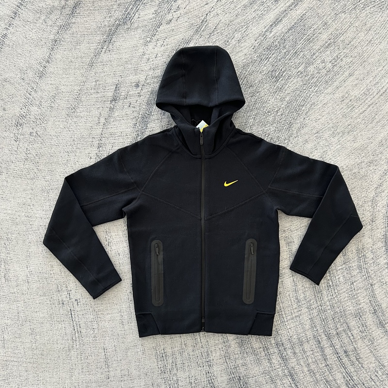 Nike Tech Fleece Tracksuit (Black)