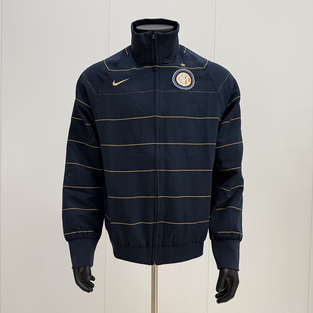 Nike Vintage Milan Tracksuit (In Stock) - Image 6