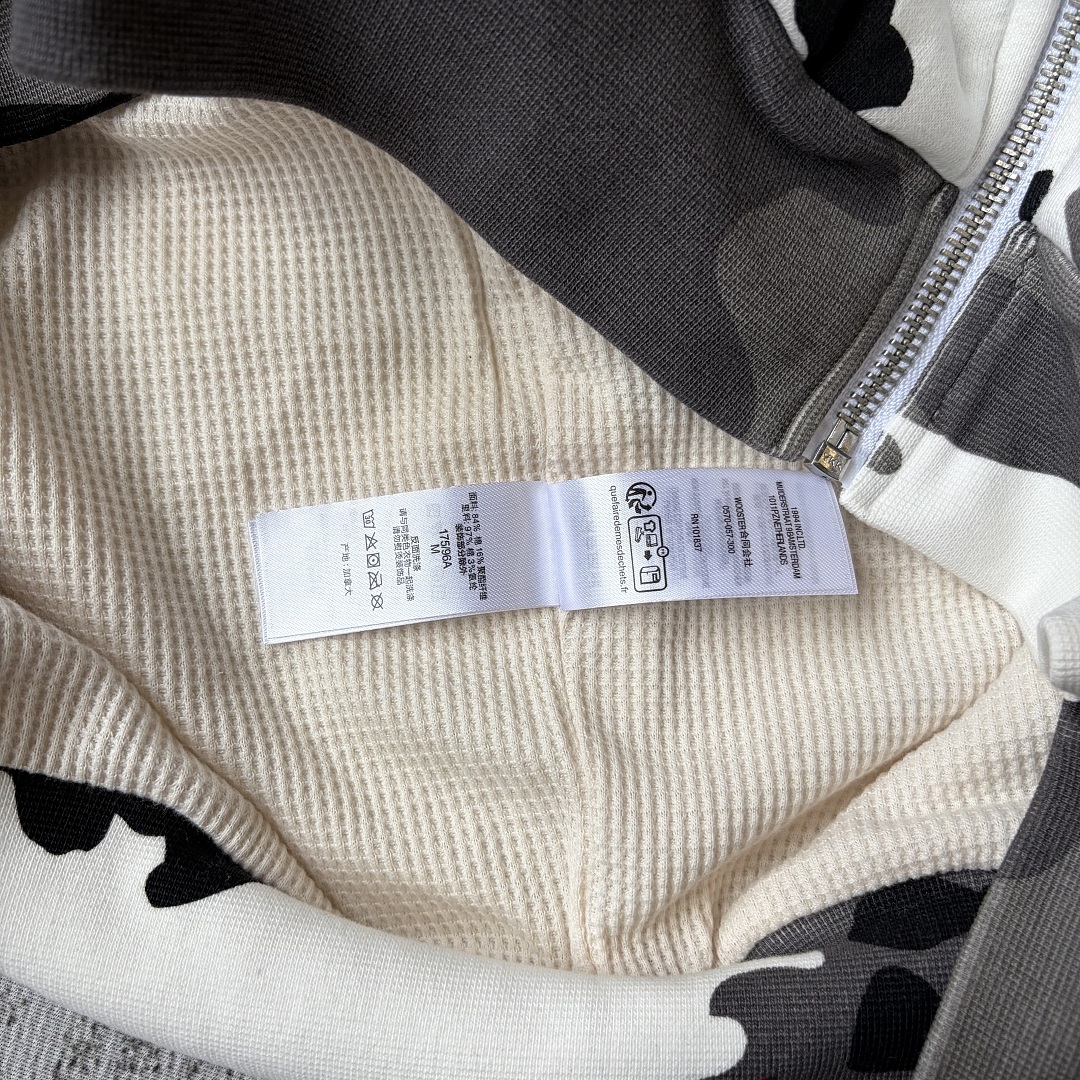 Supreme Zipper Sweatshirt - Image 9
