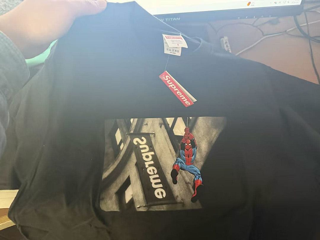 Supreme Spiderman Tee - Image 23