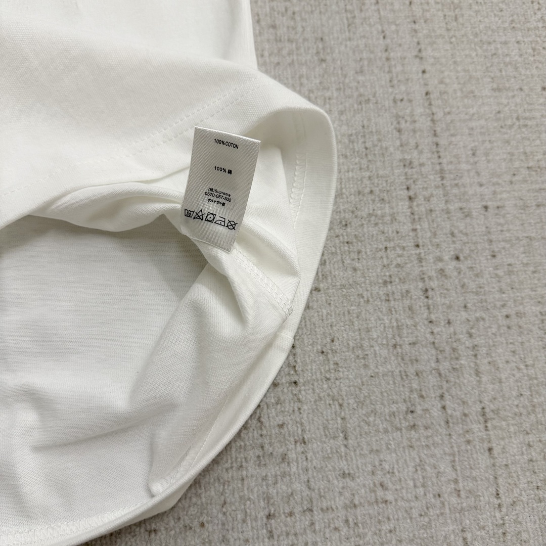 Comme des Garcons Supreme X Cdg Tee - Image 10