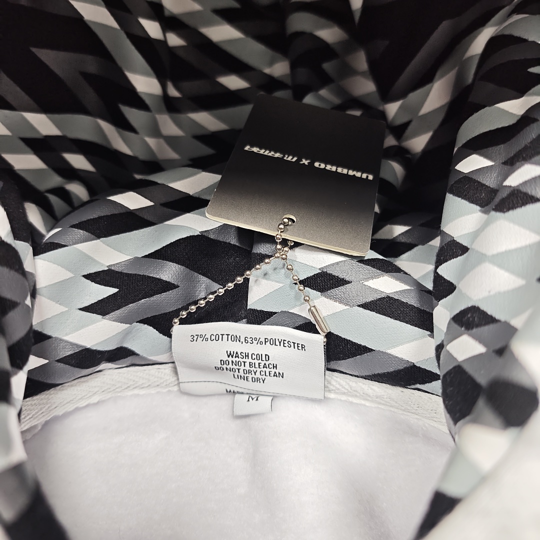 Mertra X Umbro Pink Double Hood Hoodie - Image 10