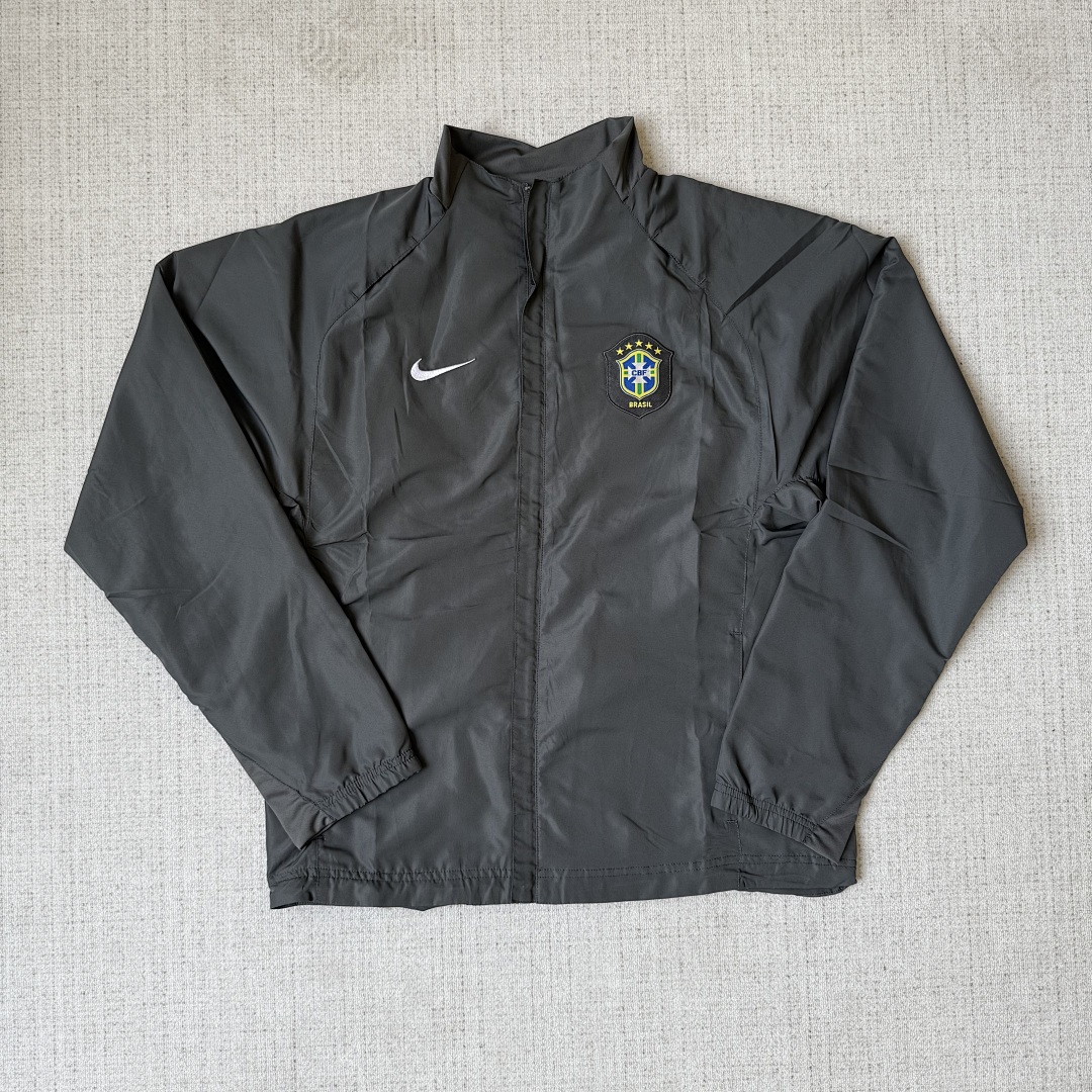 Nike Tracksuit - Image 9
