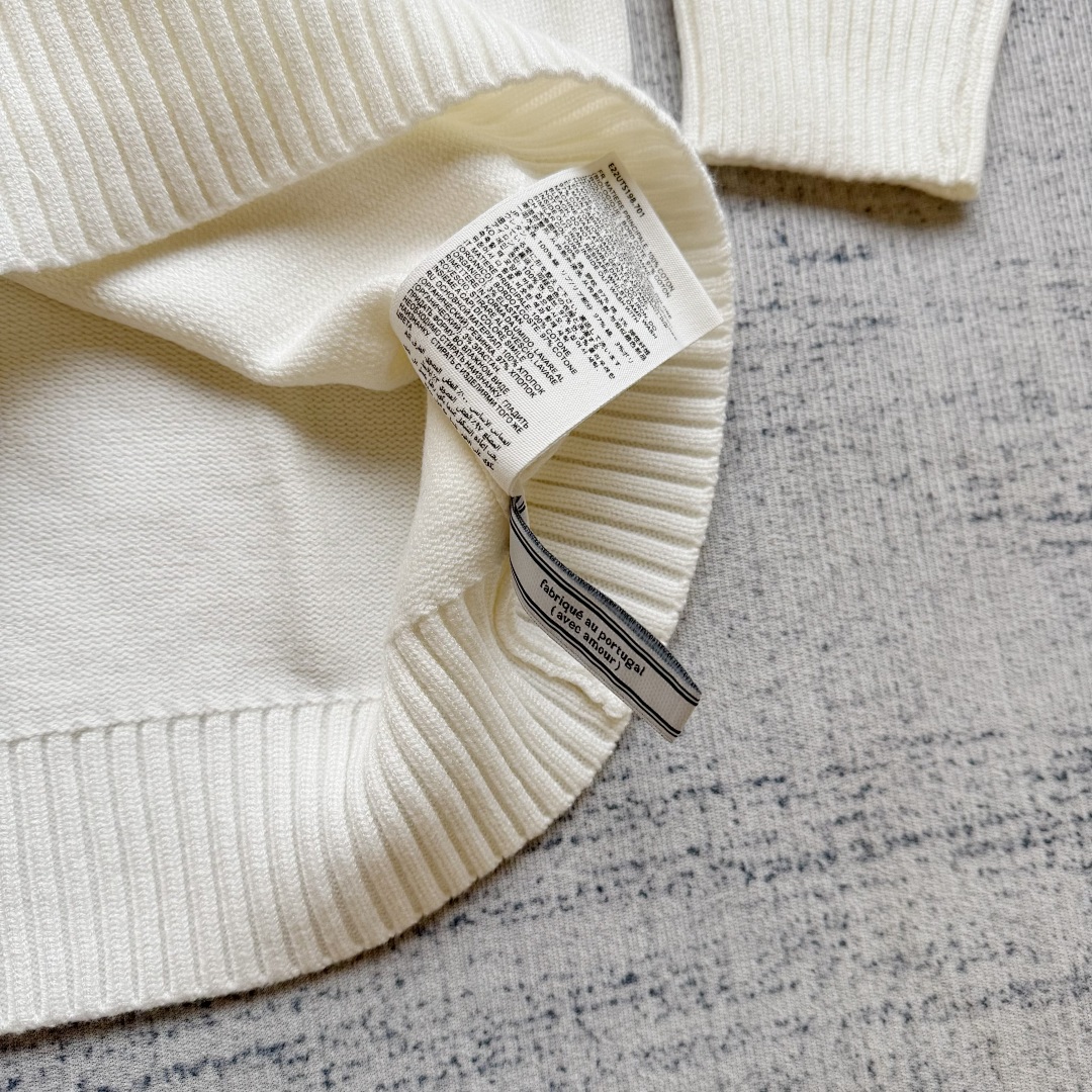 AMI Knit Sweater - Image 21