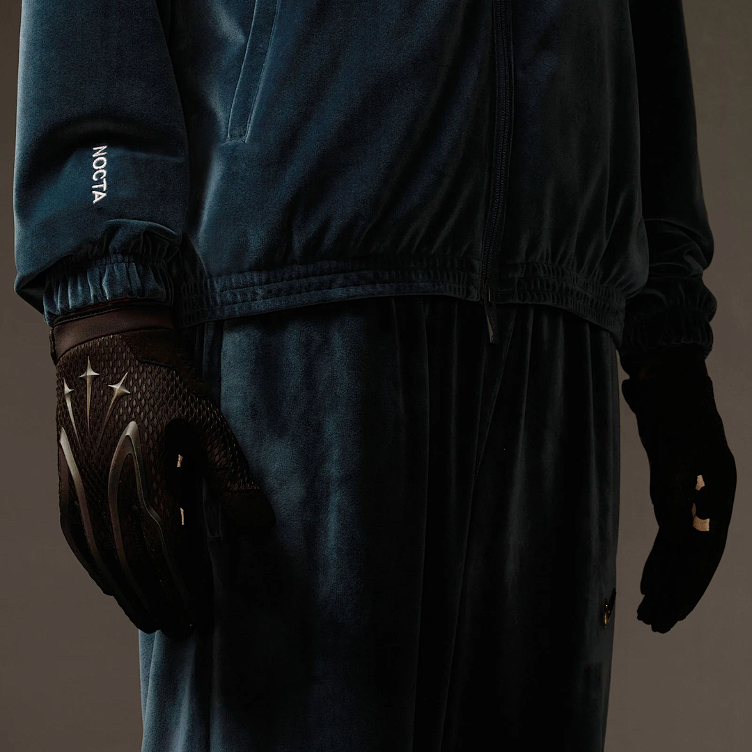 Nike Gloves - Image 28